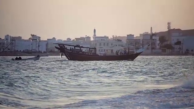 中东渔船在港口视频下载