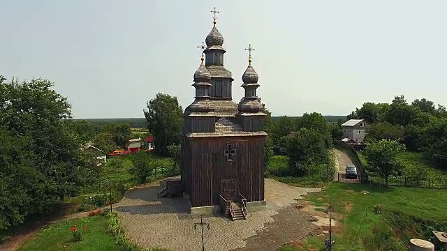旧的木制教堂视频素材