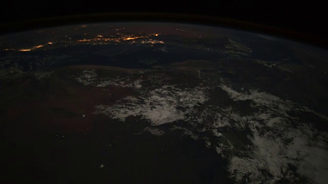 从国际空间站(ISS)看地球:从大西洋到哈萨克斯坦视频素材