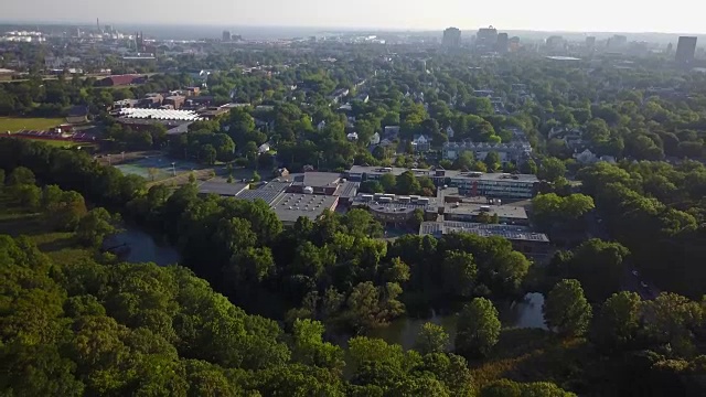 地平线，绿树在纽黑文，康涅狄格州视频下载