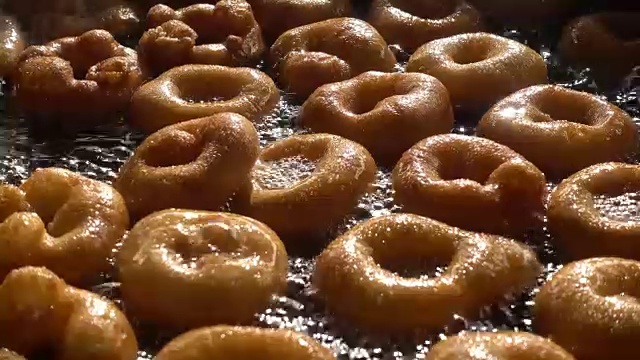 土耳其安纳托利亚传统甜点甜甜圈名为Lokma视频素材