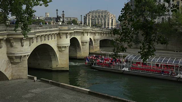 他的河和大陆，巴黎，法国和欧洲视频下载