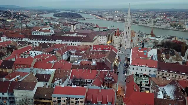 布达佩斯的罗马式教堂视频下载