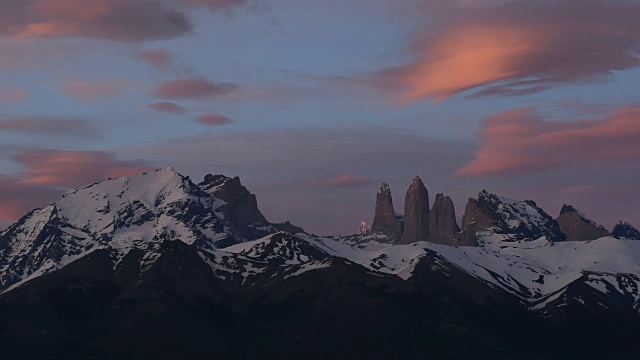 智利巴塔哥尼亚托雷斯德尔潘恩国家公园视频下载