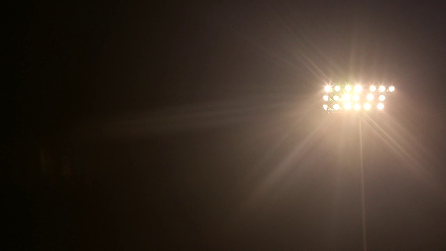 纽约贝斯佩奇棒球场右边的照明灯静态拍摄视频下载