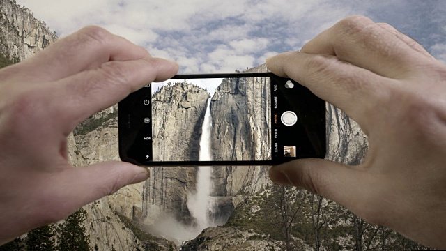 用手机拍摄优山美地国家公园的瀑布视频下载