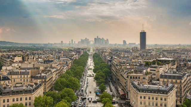 巴黎城市天际线在法国巴黎的拉德芳斯和香榭丽舍大道视频素材