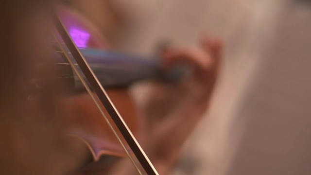 音乐家演奏小提琴视频素材