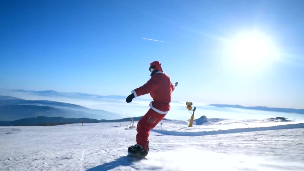 滑雪坡上的滑雪板视频购买