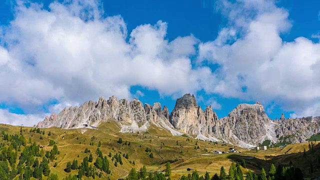 意大利白云石的时间流逝，皮兹德西尔山脊视频素材