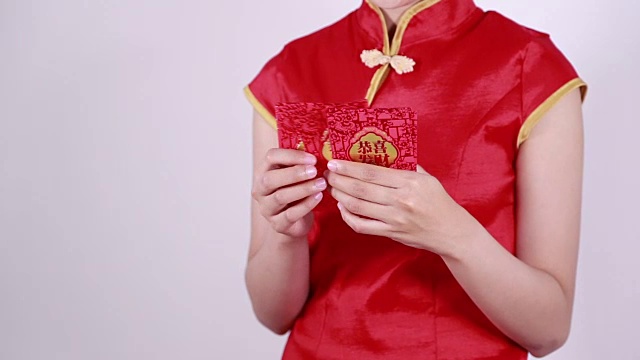 手数红包，寓意新年快乐视频下载