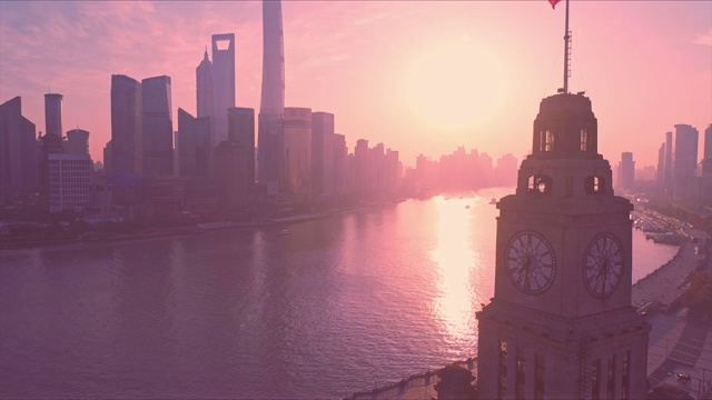 上海早晨，从外滩钟楼俯瞰视频购买