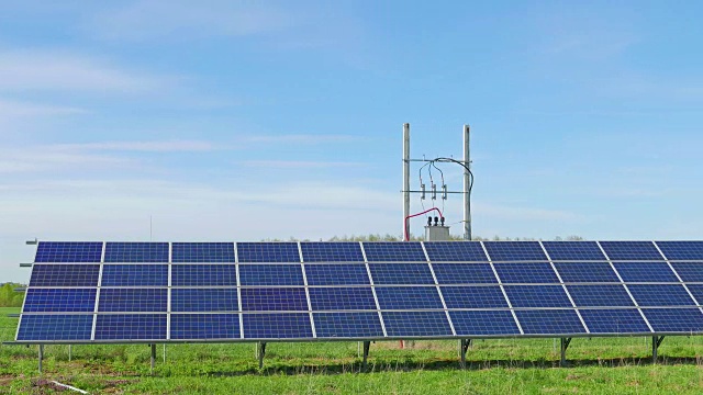 太阳能电池板和乡村景观视频下载