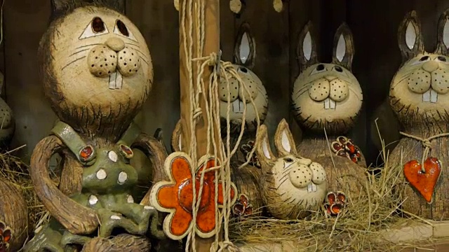 装饰复活节兔子。视频下载