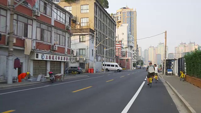 上海城市白天时间交通街道湾全景4k中国视频素材