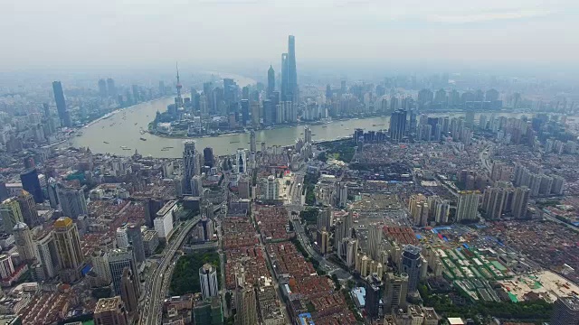航拍上海城市景观和天际线/中国上海视频素材