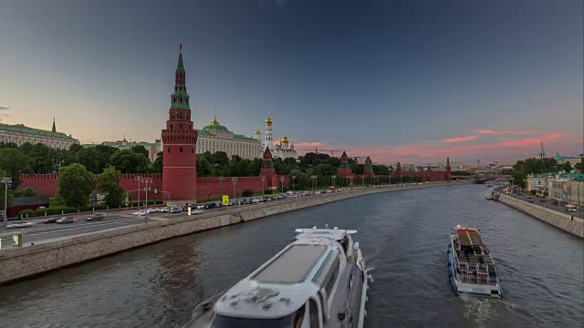 日落黄昏莫斯科河克里姆林宫交通全景4k时间流逝俄罗斯视频素材