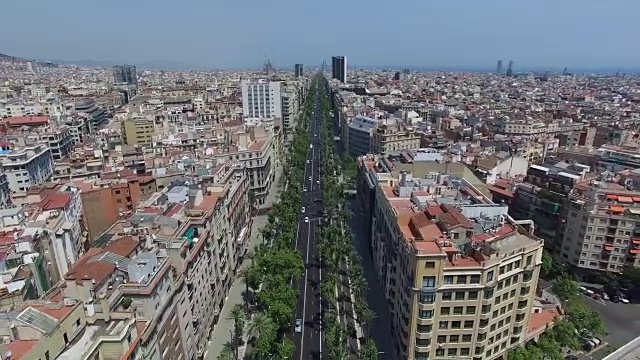 西班牙巴塞罗那的空中城市景观视频素材