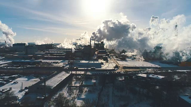 工厂排放有害气体污染大气视频素材