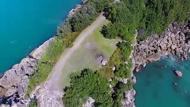 新西兰莫图里基岛鸟瞰图。视频下载