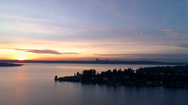 梅登鲍尔湾湖华盛顿-贝尔维尤西雅图滨水景观视频素材