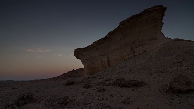 日落黄昏多哈野生自然岩石全景4k时间流逝卡塔尔视频下载