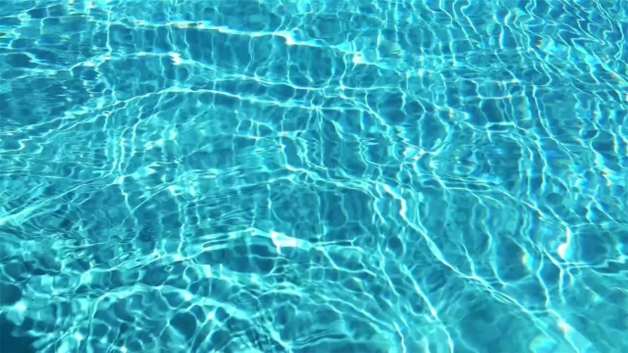 慢动作的水焦散线视频素材