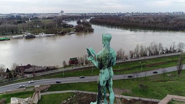 贝尔格莱德维克多纪念碑鸟瞰图视频下载
