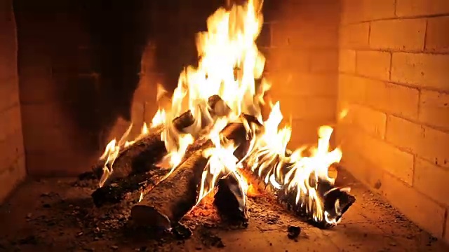 壁炉里的火视频素材