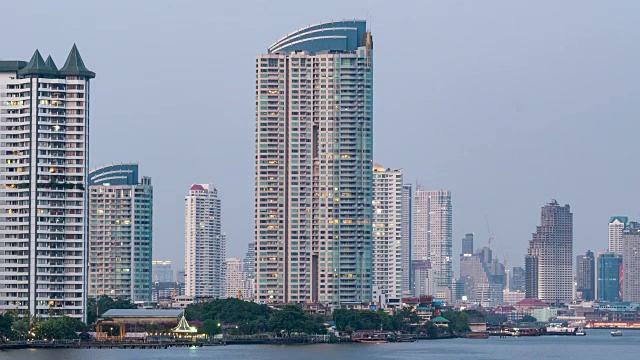 4K时间推移:曼谷的摩天大楼。视频下载