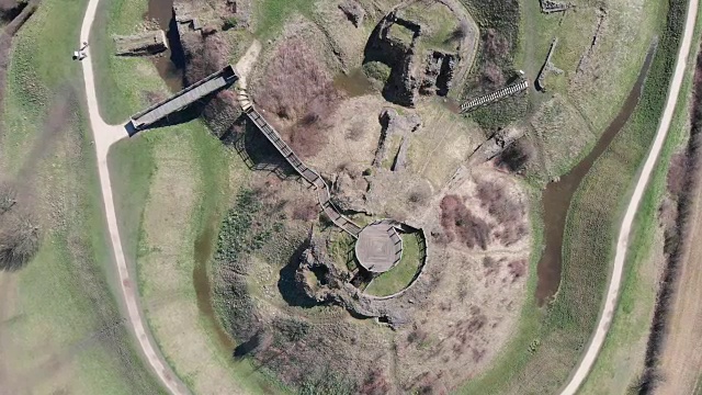 檀香城堡废墟的航拍镜头视频素材