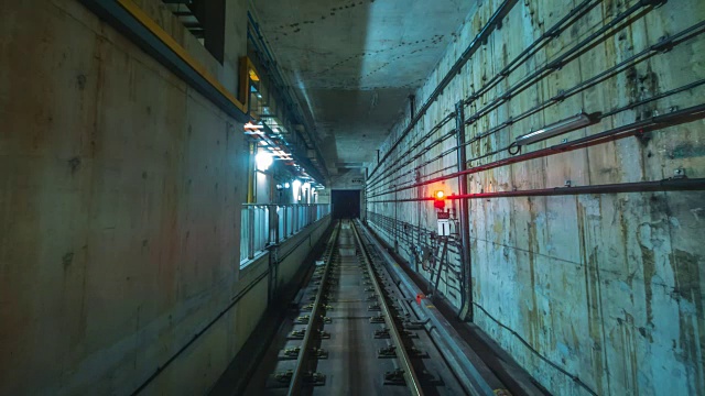 4K时间流逝，新加坡城市的地下铁路快速运动视频下载