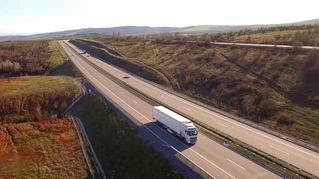 卡车航拍图视频素材