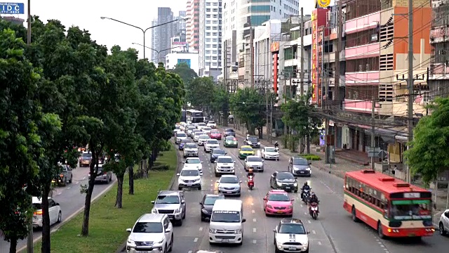 曼谷的交通堵塞视频素材