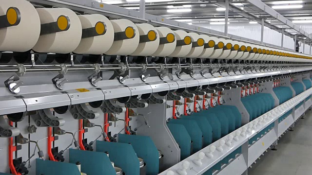 纺织厂的线轴视频素材