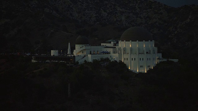 洛杉矶格里菲斯公园天文台的夜晚视频素材