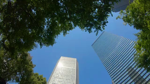 新宿商业区摩天大楼视频素材