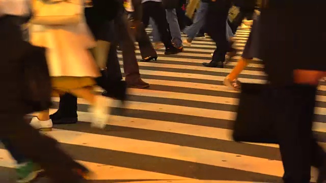 日本东京新宿的通勤者视频素材