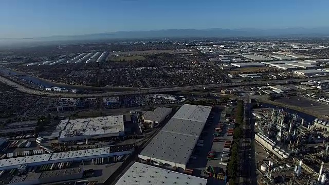 从威尔明顿到洛杉矶的无人机拍摄视频下载