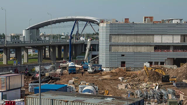 莫斯科谢列梅捷沃机场建筑工地的工期视频素材