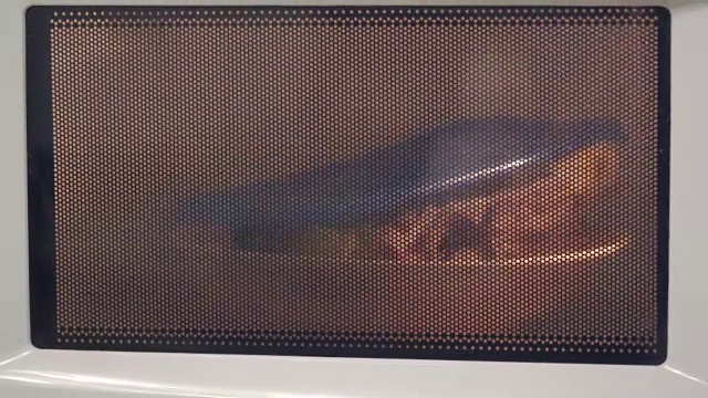微波炉里的肉视频素材