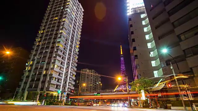 东京塔和交通夜景，东京塔的钻石面纱灯，时间流逝视频视频素材