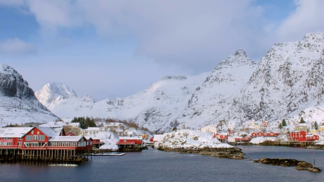 挪威罗浮敦群岛上的一个村庄视频下载