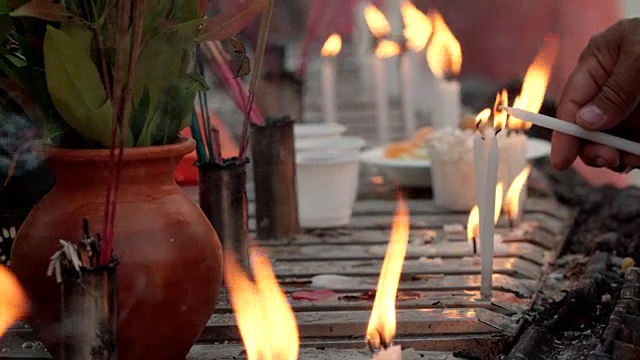 东南亚的蜡烛仪式视频下载