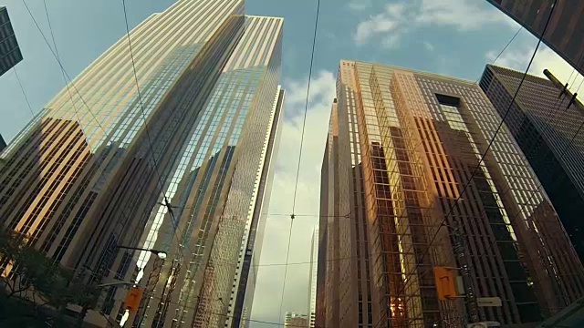 摩天大楼和大城市的建筑物。银行和金融区。视频素材