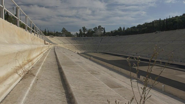 滑块拍摄的Panathenaic体育场修复为第一现代奥运会在1896年，希腊，欧洲雅典视频下载