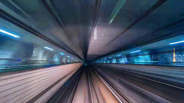4 k。延时自动列车在日本东京高速行驶视频素材