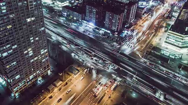 T/L WS HA PAN无人机拍摄的北京高速高峰时刻视频素材