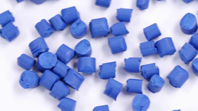 蓝色的聚合物颗粒视频素材
