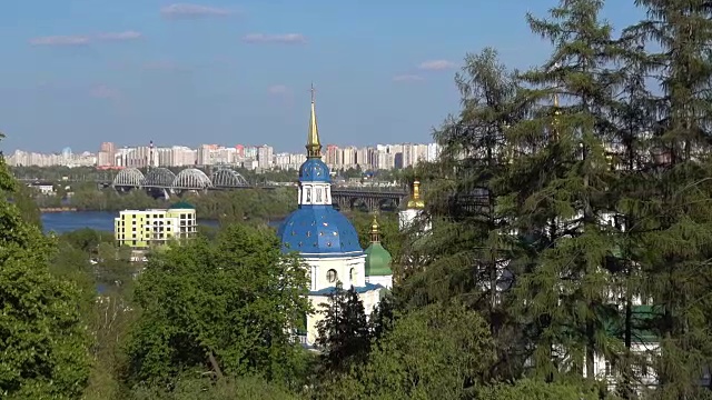 基辅古老的Vydubetsky修道院视频下载